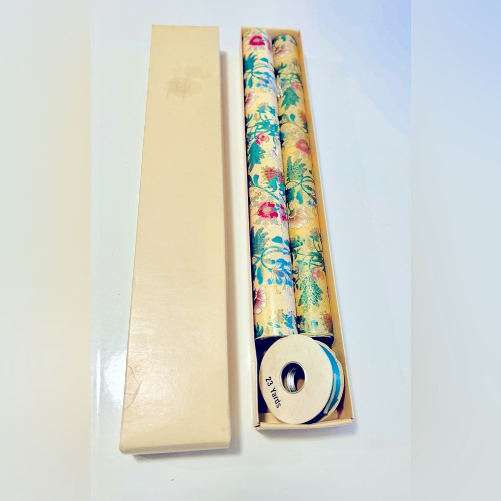 Vintagege wrapping paper set